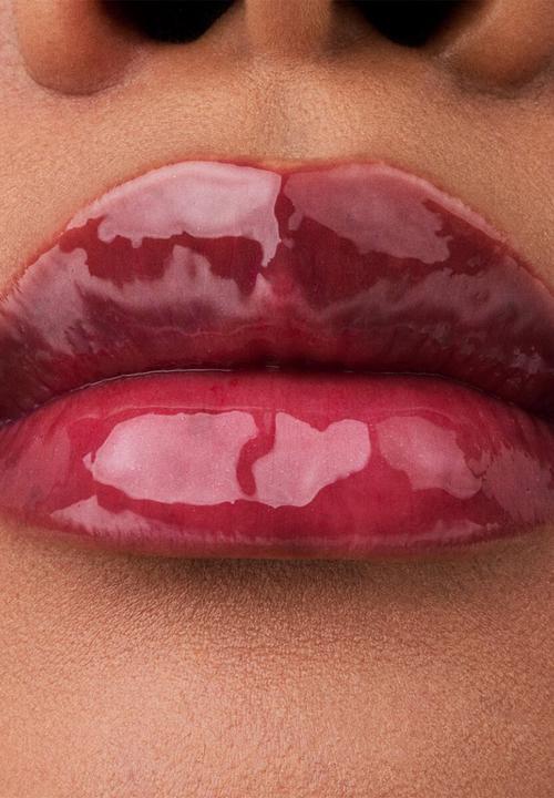 Catrice - Glossin' Glow Tinted Lip Oil 010 - Keep It Juicy
