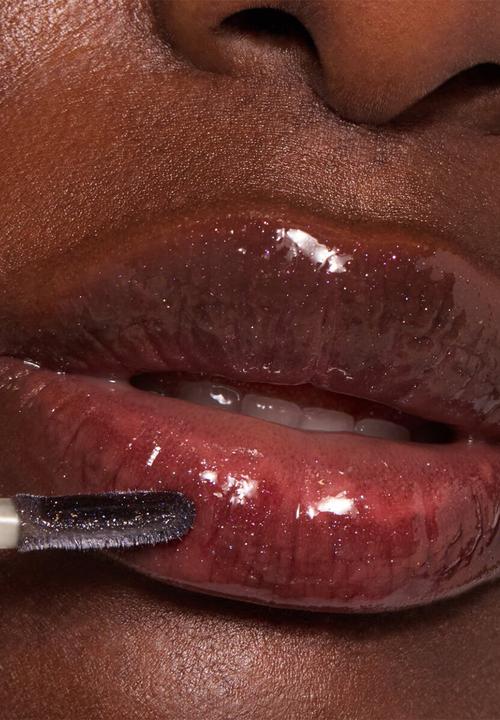 Catrice - Max It Up Lip Booster Extreme 060 - Good Girl Gone Bad