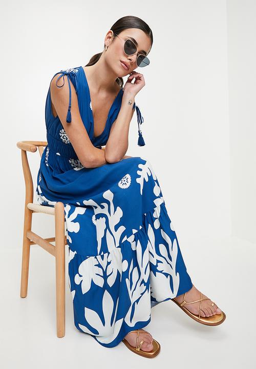 edit - Empire maxi with tassel trim - strong blue & milk single border