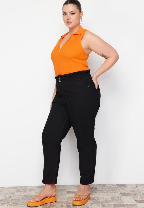 Trendyol - High Waist Elastic Waist Mom Jeans - Black