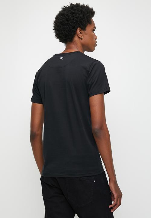 SOVIET - Vivid Tee - Black