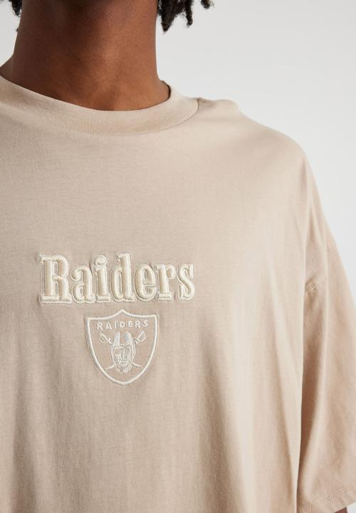 Factorie - Box Fit Nfl Tshirt - Lcn Nfl Beige/Raiders Embroidery