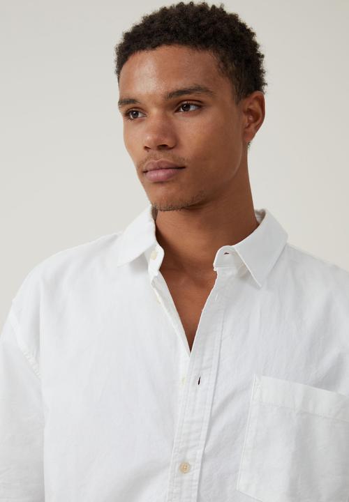 Cotton On - Relaxo Short Sleeve Shirt - White