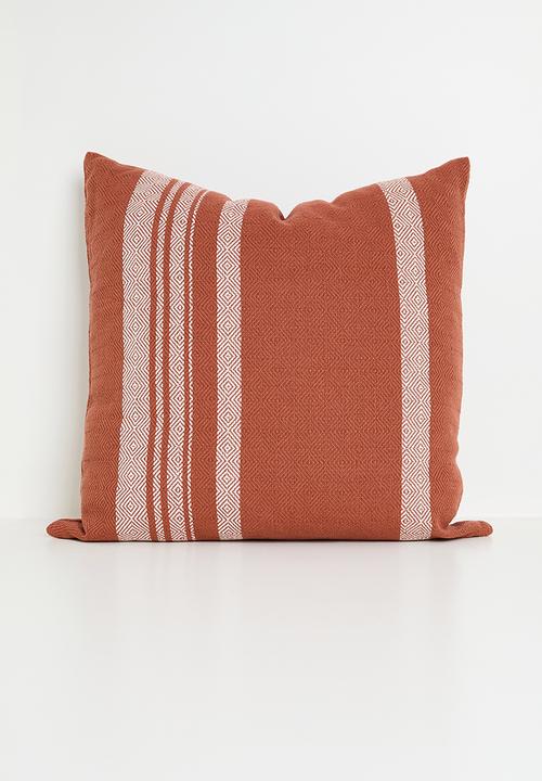 Haven & Earth  - Protea Scatter - Cinnabar