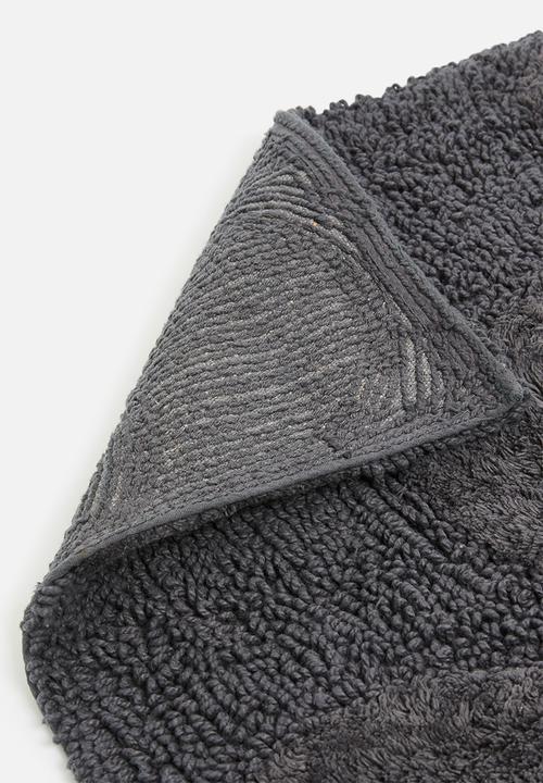 Sixth Floor - Tufted Cotton Bat Mat - Charcoal