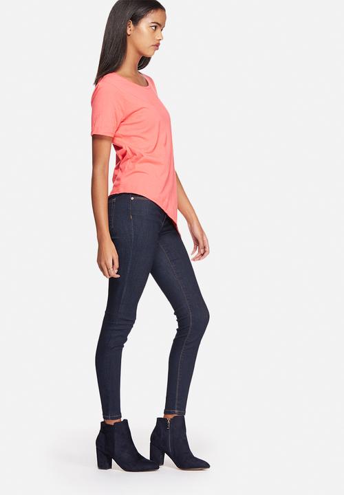 ONLY - Olivia Asymmetrical Tee