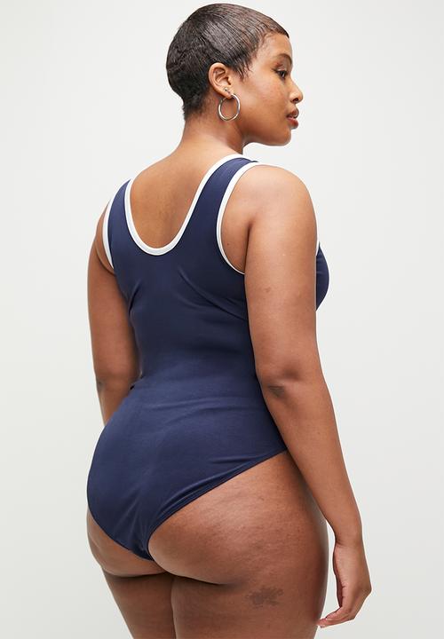 Superbalist - Tipping scoop bodysuit plus - navy & milk