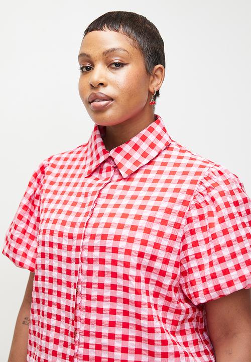 Me&B - Plus Concelaed Front Shirt With Balloon Sleeve - Red