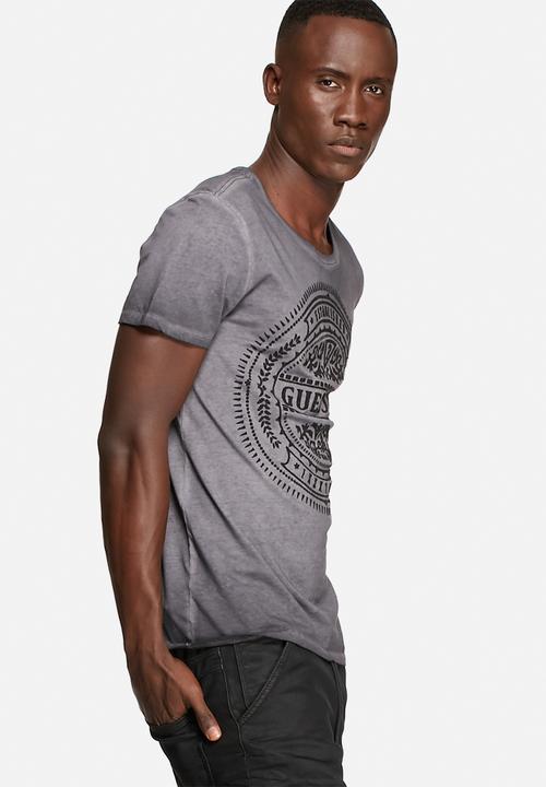 GUESS - Seal Tee