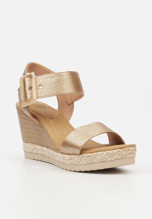 Butterfly Feet - Avery 5 wedge - gold