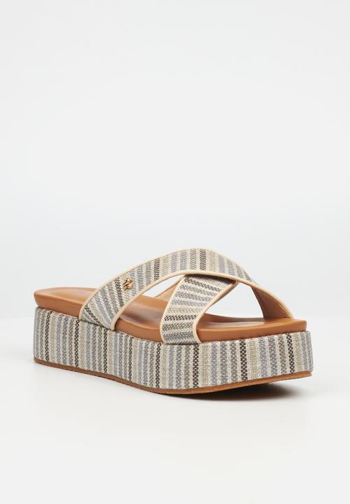 Butterfly Feet - Fujo 1 flatform - beige