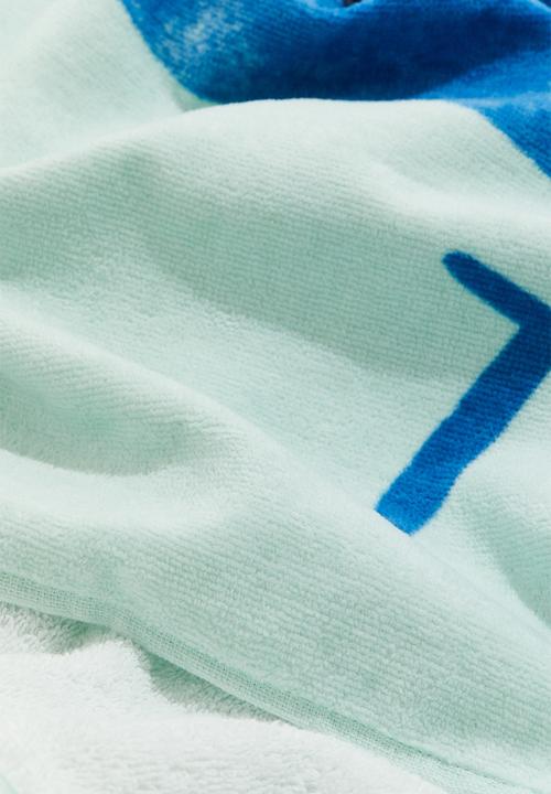 H&M - Patterned bath towel - green
