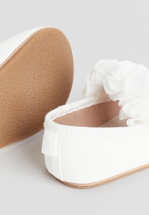 H&M - Ballet pumps - white