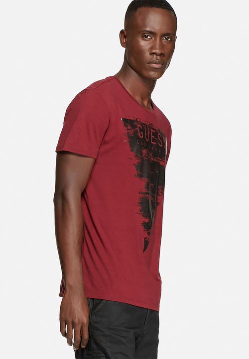 GUESS - Distorted Tee