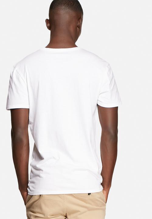GUESS - Cascading Tee