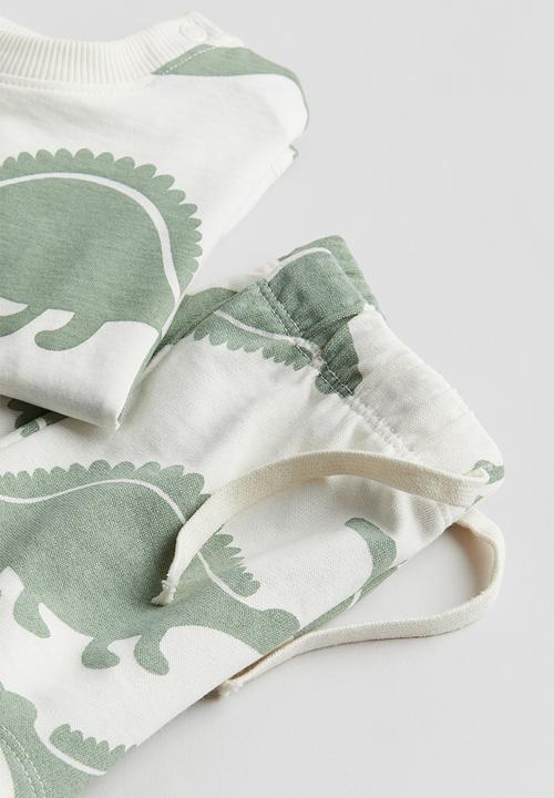 H&M - 2-piece top and shorts set - white & green 