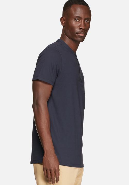 ADPT. - Flying Granddad Tee