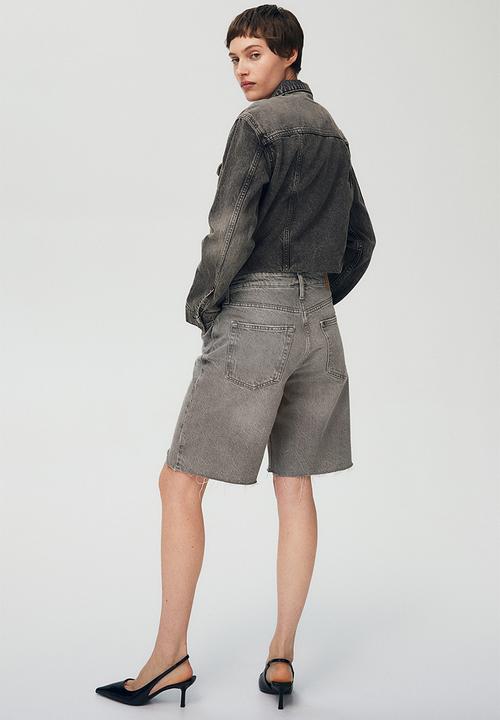 H&M - Baggy low denim shorts - grey
