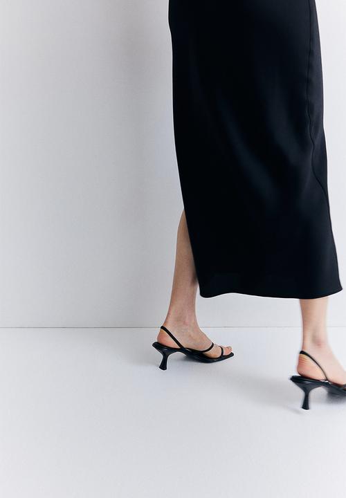 H&M - Crêpe satin skirt - black