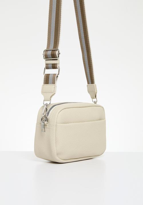 Superbalist - Jazmin camera bag - cream