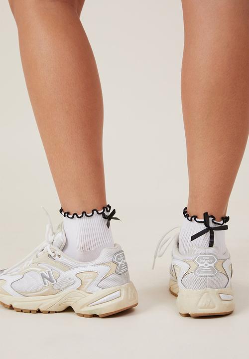 Cotton On - Active Frill Bow Sock - White