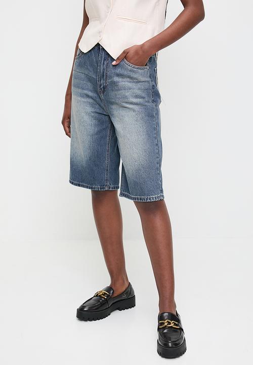 Superbalist - Denim Bermuda - med blue wash