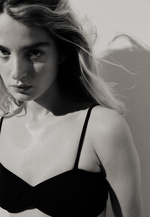 H&M - Padded twist-detail bikini top - black