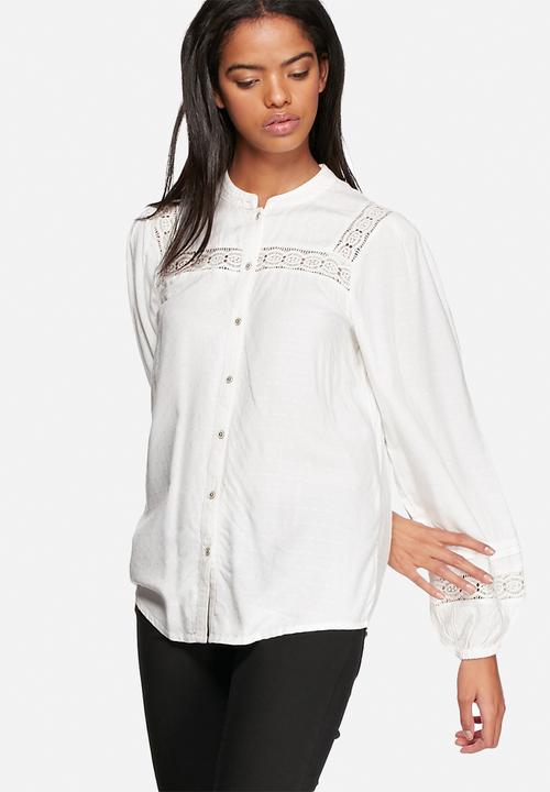 ONLY - Clotilda Bell Sleeve Blouse