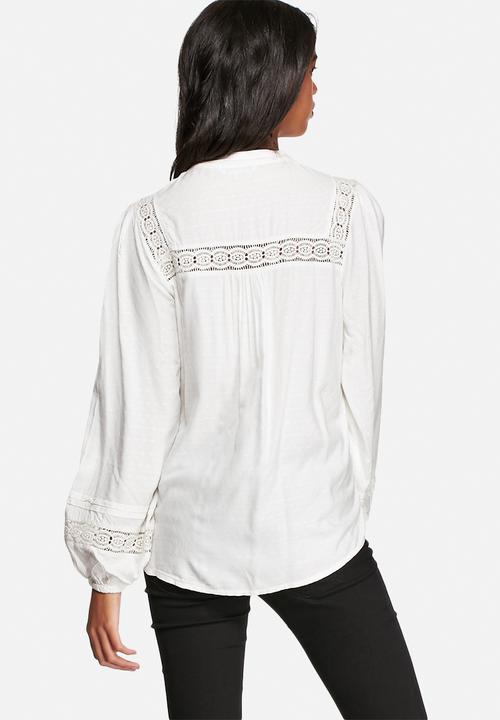 ONLY - Clotilda Bell Sleeve Blouse