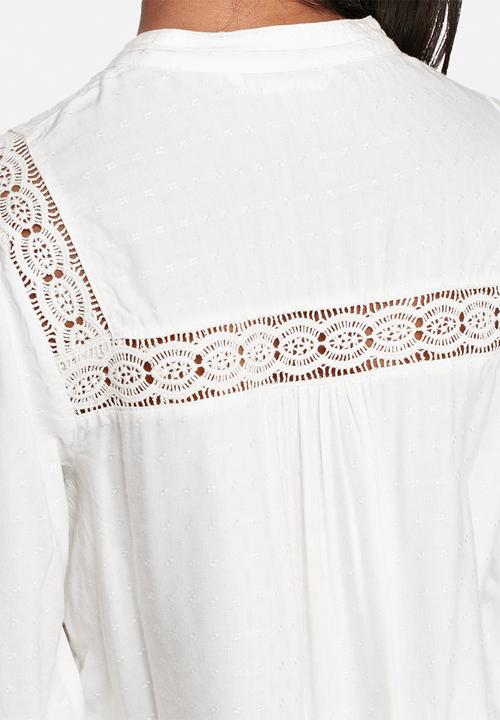 ONLY - Clotilda Bell Sleeve Blouse