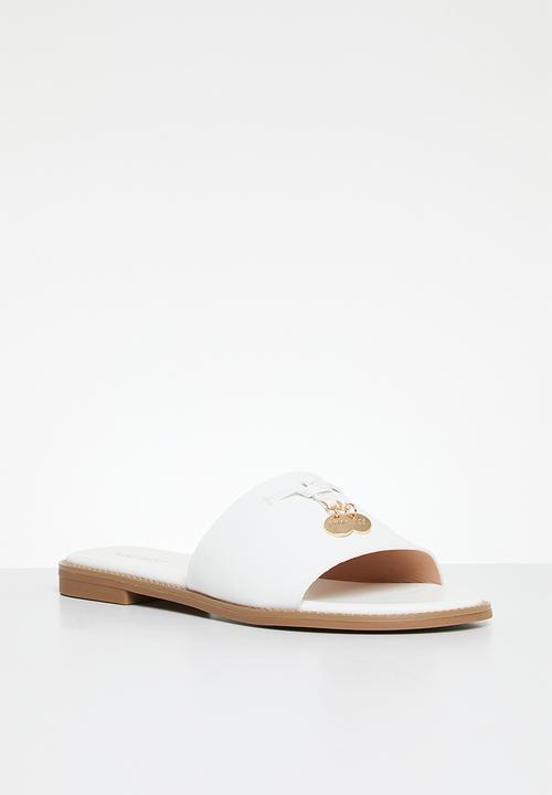 Nine West - Wollon slip on sandal - White