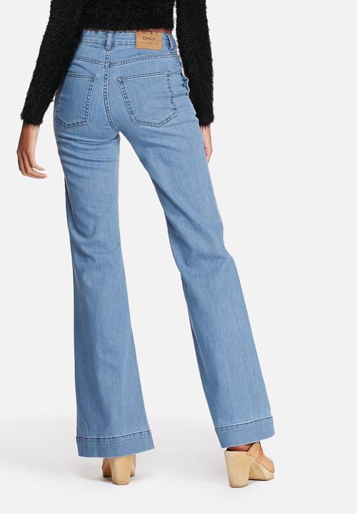 ONLY - Lea Highwaisted Denim Flared Jeans