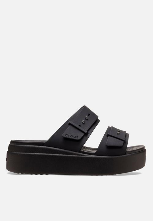 Crocs - Brooklyn buckle low wedge - black