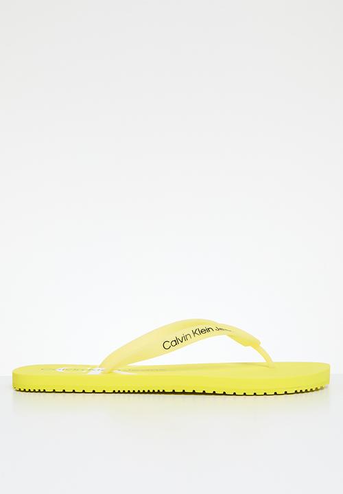Calvin Klein - Beach sandal monologo