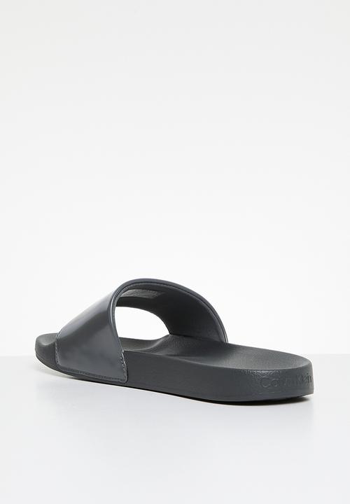 Calvin Klein - Pool slide hf logo