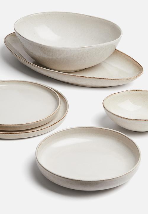 H&M - Large stoneware plate - beige
