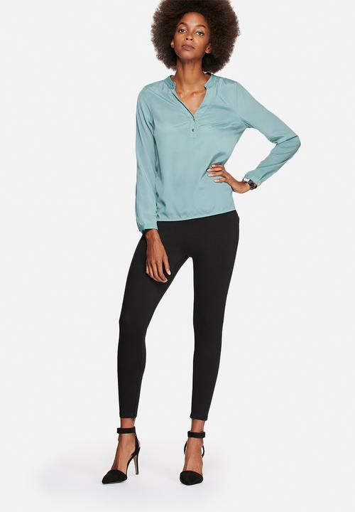 Vero Moda - Eve Placket Mini Top