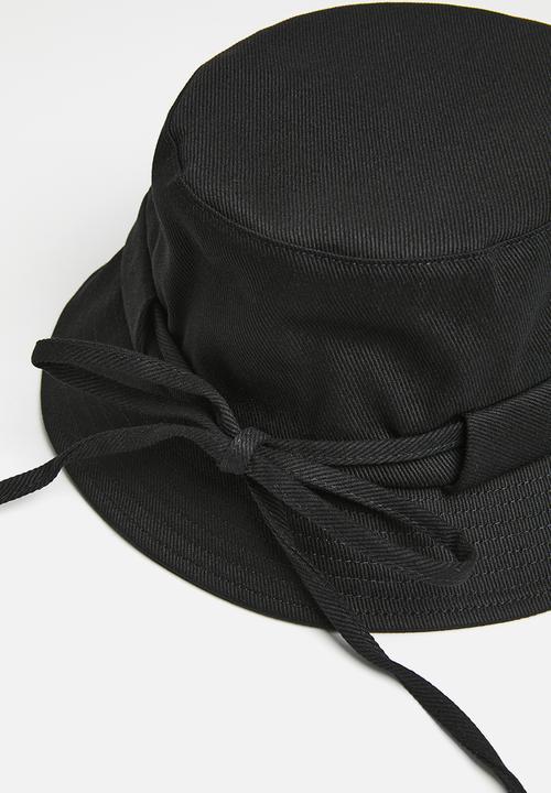 Calvin Klein - Metal lettering canvas bucket- ck black