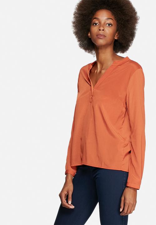 Vero Moda - Eve Placket Mini Top