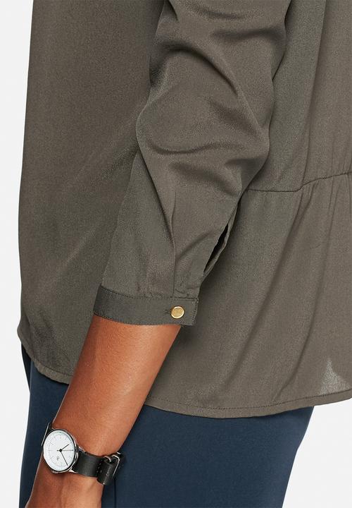 Vero Moda - Eve Placket Mini Top