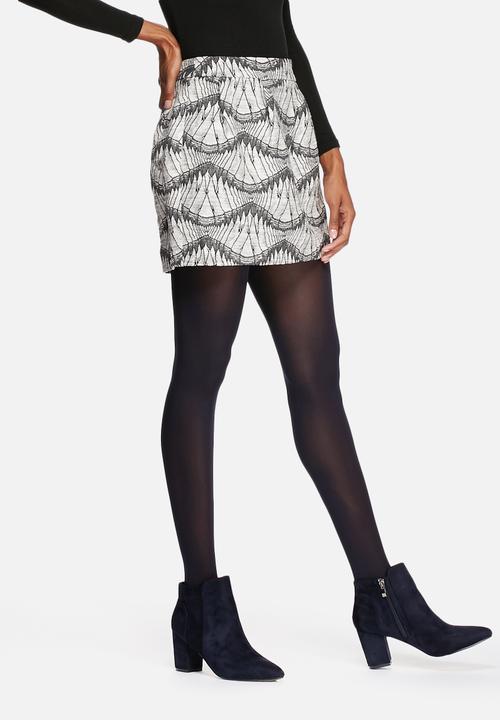 Vero Moda - Jada Jacquard Skirt