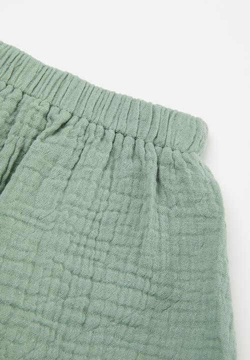 Pop Candy - Textured shorts-olive green