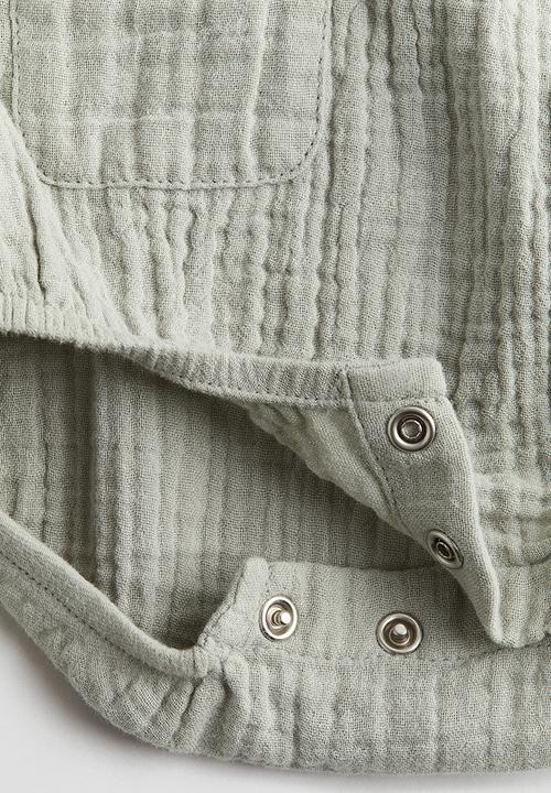 H&M - 2 piece cotton set - light khaki green & white