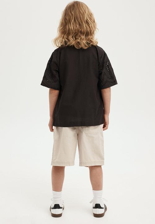 Cotton On - Eric easy short - stone texture