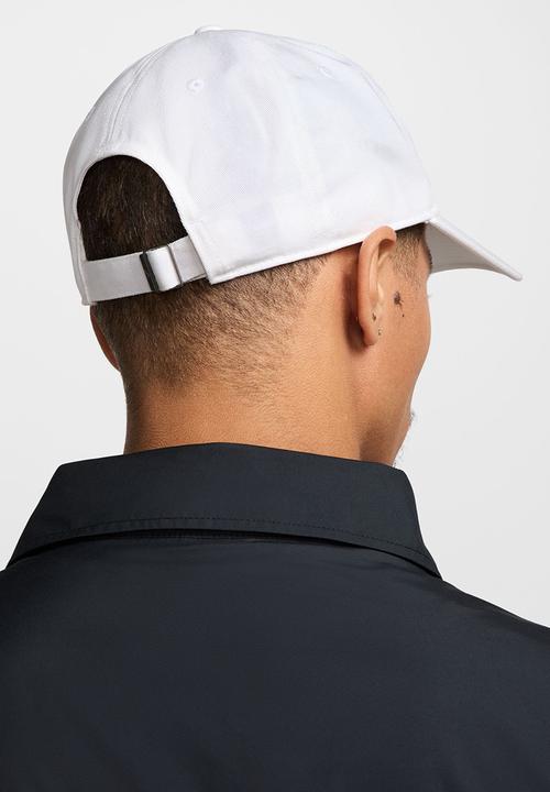Nike - Nike Club