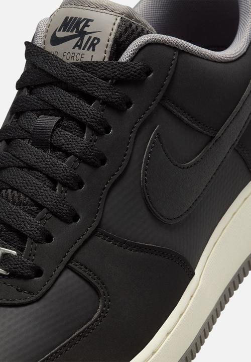 Nike - AIR FORCE 1 '07 LV8