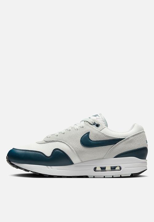 Nike - Air Max 1 Essential