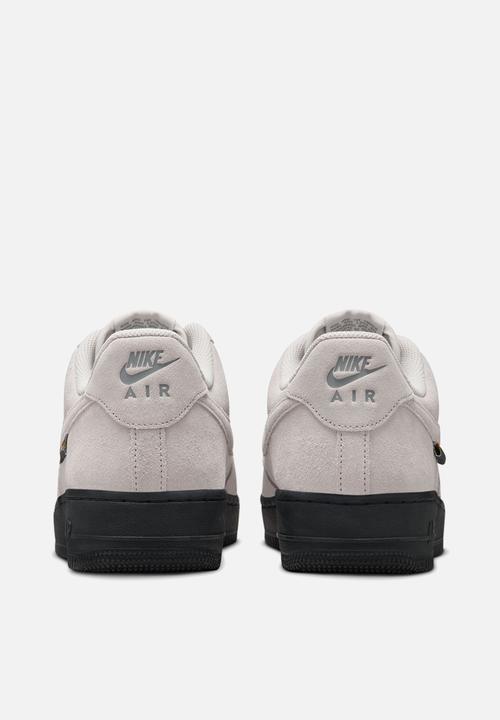 Nike - AIR FORCE 1 '07