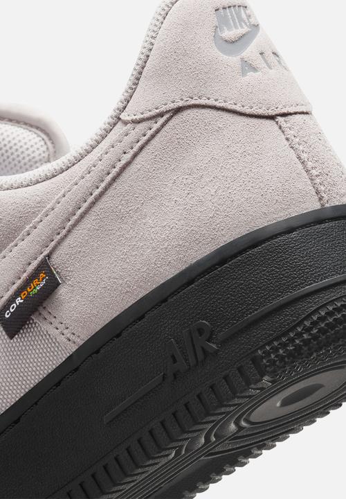 Nike - AIR FORCE 1 '07