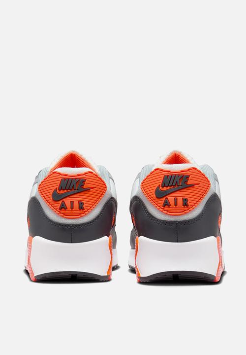orange white air max